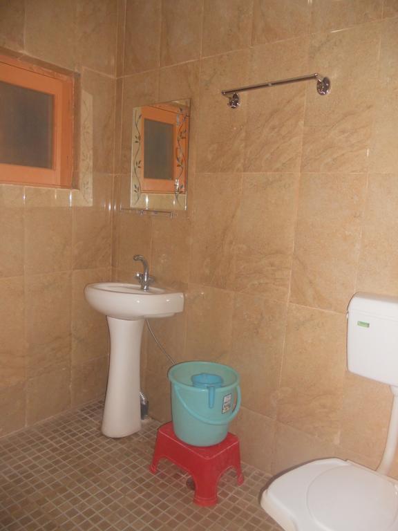 Hotel Royale Jannat Srīnagar Esterno foto