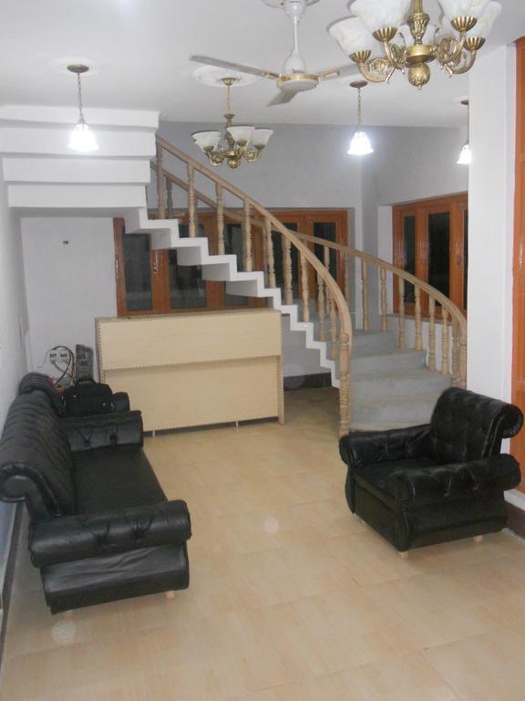 Hotel Royale Jannat Srīnagar Camera foto